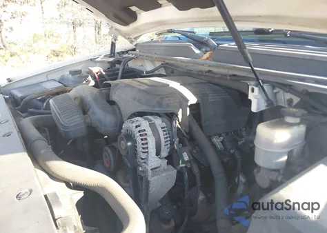 2010 Cadillac Escalade Luxury из США, поврежденный, VIN 1GYUKBEF6AR249155